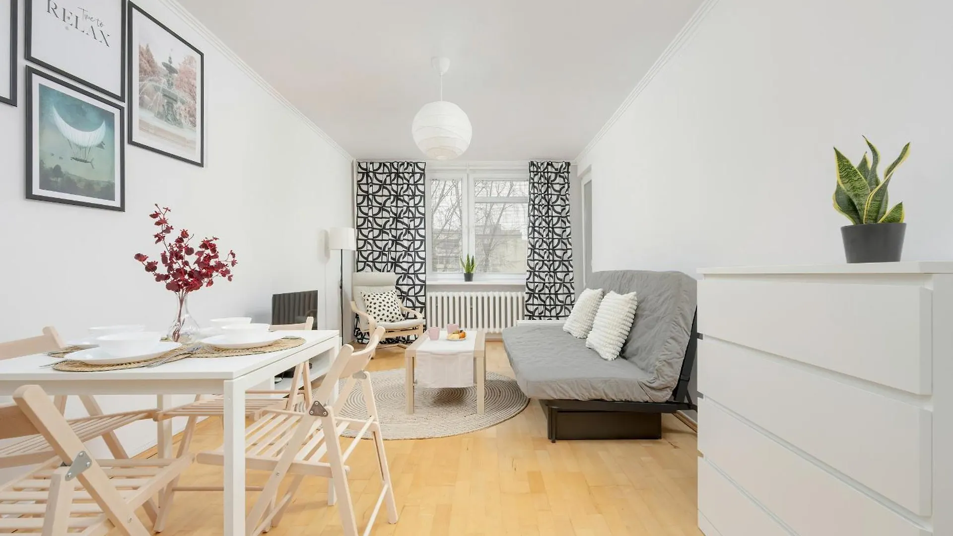 Beautiful & Bright Walowa Apartment With Balcony By Noclegi Renters Varsovie